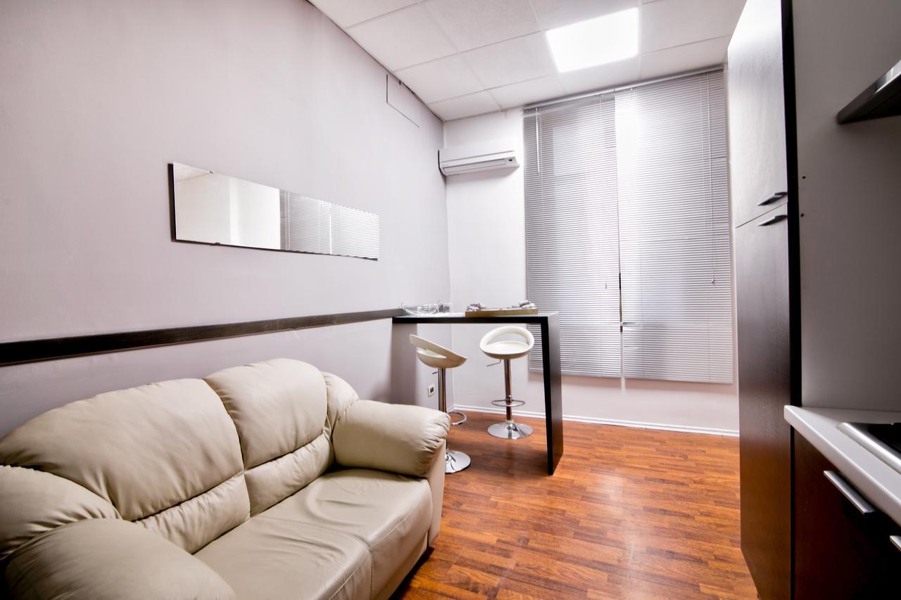 Maqueda Central Suites Palermo Bagian luar foto